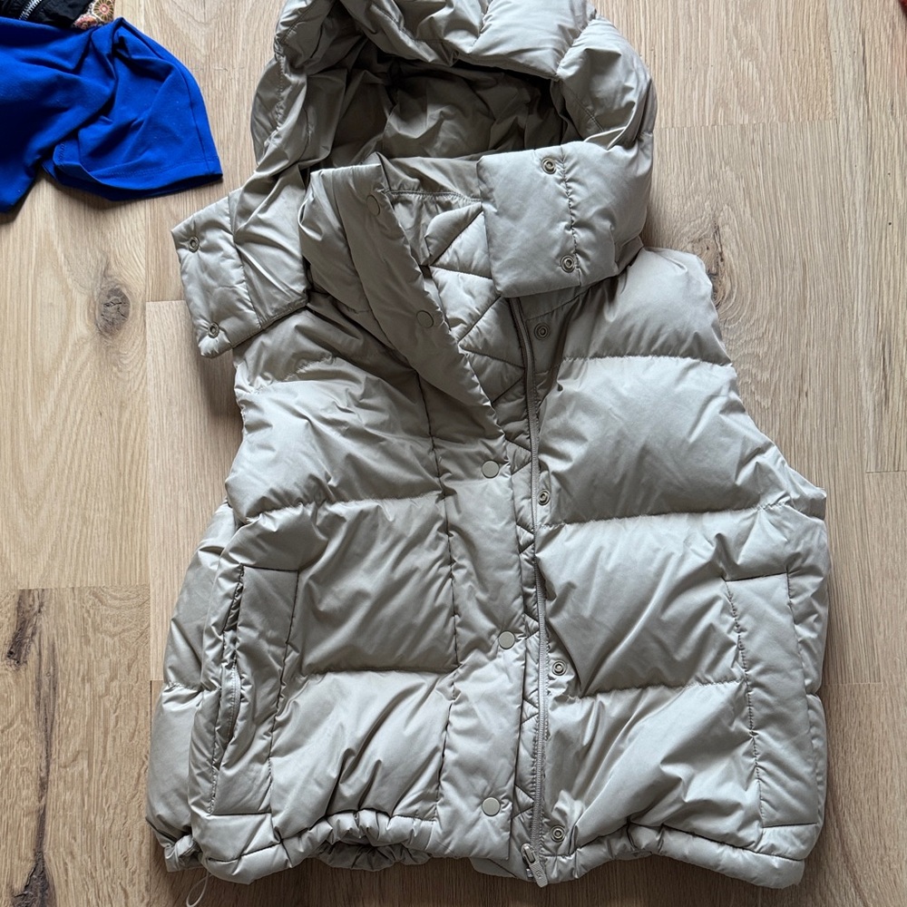 Lululemon Athletica Wunder puff 600 down Puffer Vest
